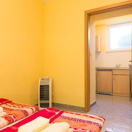 Apartamento Vila Milano Kornić Exterior foto