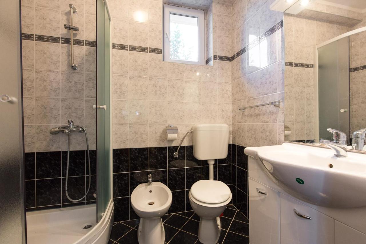 Apartamento Vila Milano Kornić Exterior foto