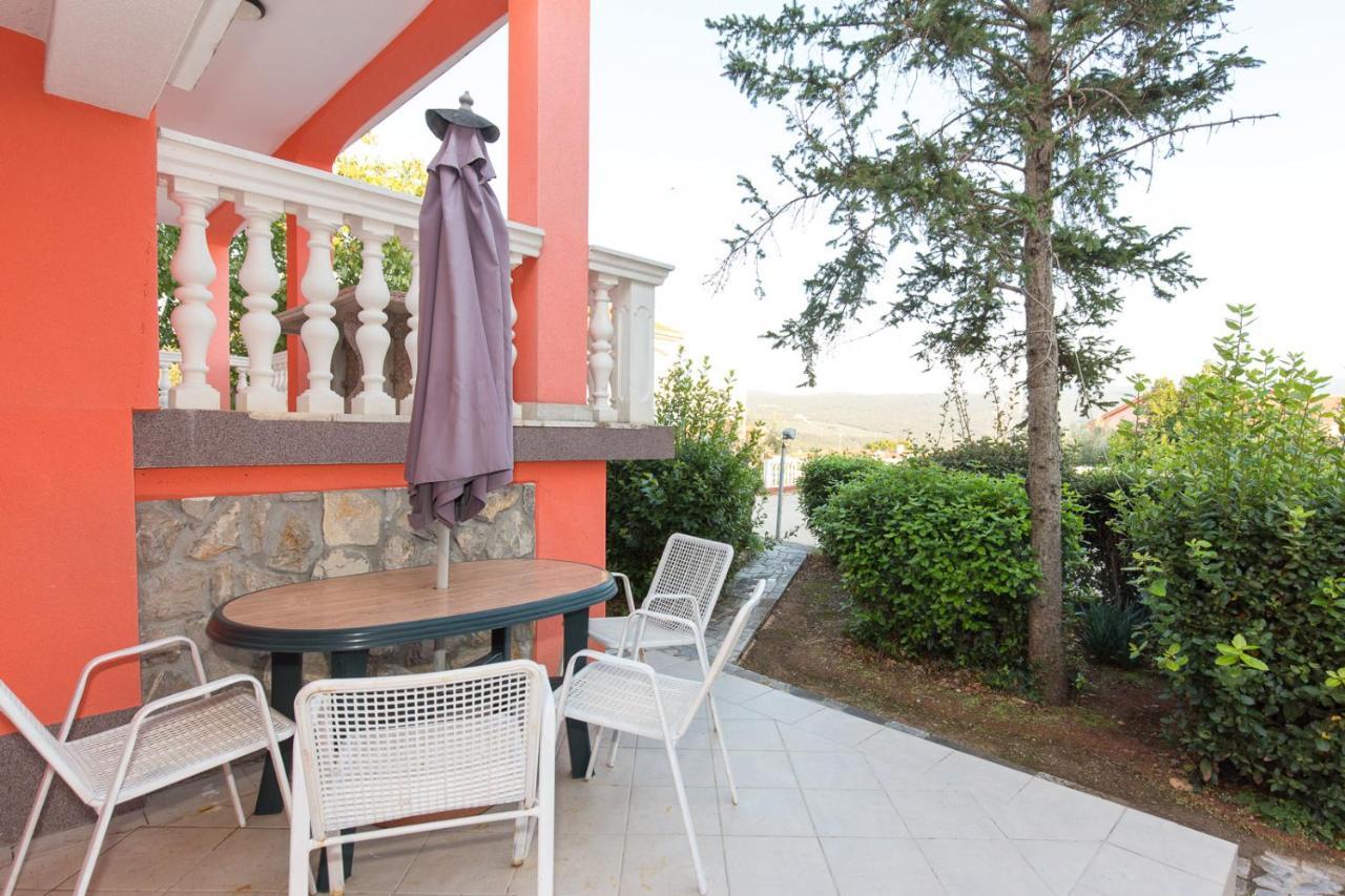 Apartamento Vila Milano Kornić Exterior foto