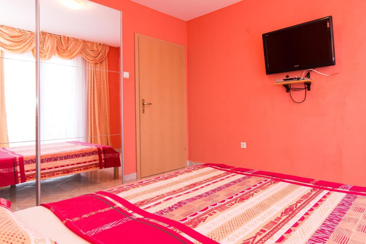 Apartamento Vila Milano Kornić Exterior foto